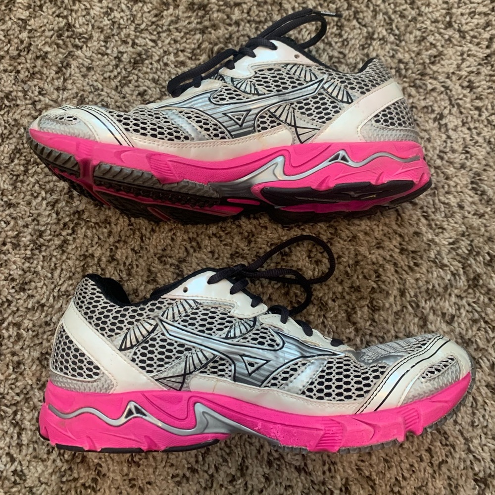 Mizuno Wave Elixir 6